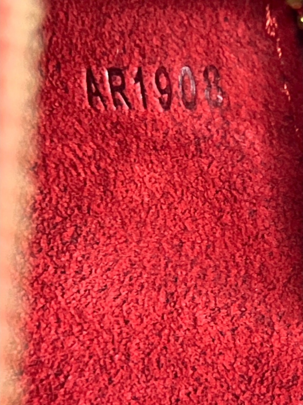 Louis Vuitton Pochette Accessoires Red Epi Leather Shoulder Bag 1998 - Picture 6 of 12
